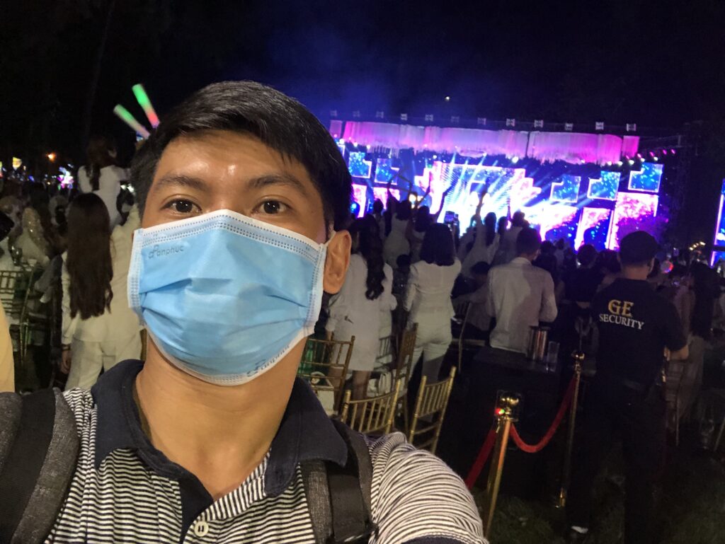 Tại sao nên lựa chọn dịch vụ chụp hình sự kiện công ty? 4 a32645a980044a5a1315